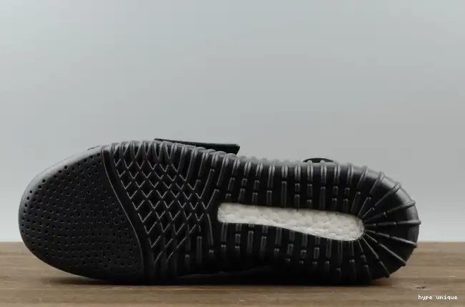 hype 750 Triple Adidas BB1839 Black Boost Cblack Yeezy 0524